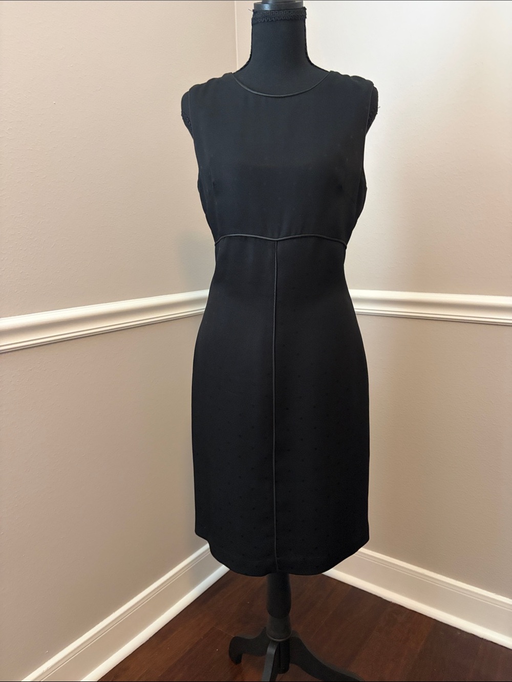 Classic Black Sleeveless Sheath Dress